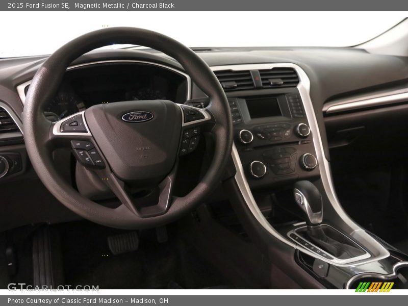 Magnetic Metallic / Charcoal Black 2015 Ford Fusion SE