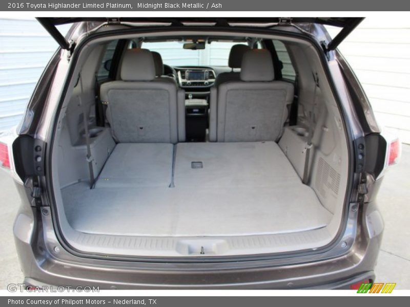 Midnight Black Metallic / Ash 2016 Toyota Highlander Limited Platinum
