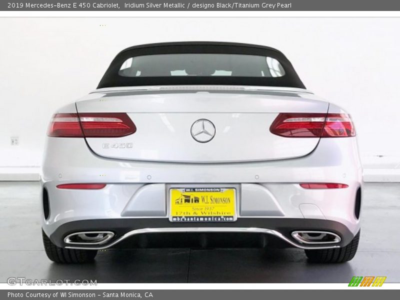 Iridium Silver Metallic / designo Black/Titanium Grey Pearl 2019 Mercedes-Benz E 450 Cabriolet