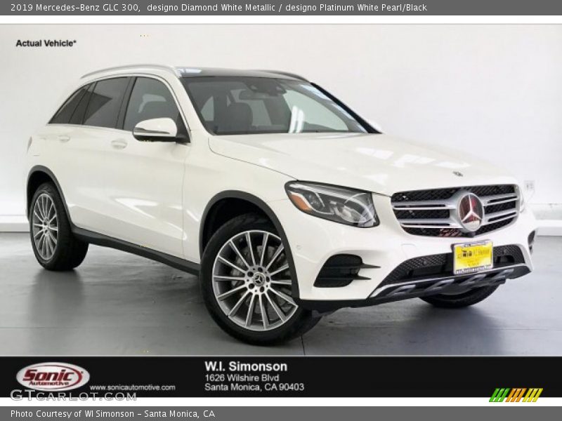 designo Diamond White Metallic / designo Platinum White Pearl/Black 2019 Mercedes-Benz GLC 300
