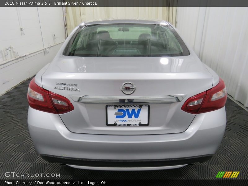 Brilliant Silver / Charcoal 2018 Nissan Altima 2.5 S