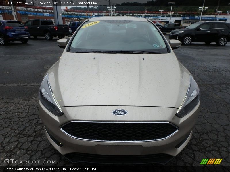 White Gold / Charcoal Black 2018 Ford Focus SEL Sedan