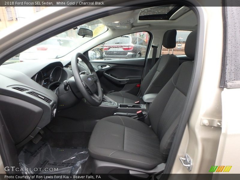 White Gold / Charcoal Black 2018 Ford Focus SEL Sedan