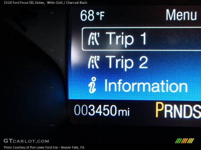White Gold / Charcoal Black 2018 Ford Focus SEL Sedan