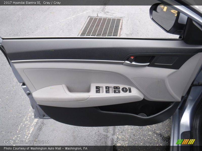 Gray / Gray 2017 Hyundai Elantra SE