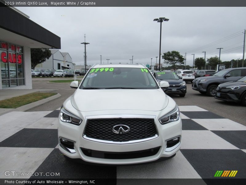 Majestic White / Graphite 2019 Infiniti QX60 Luxe