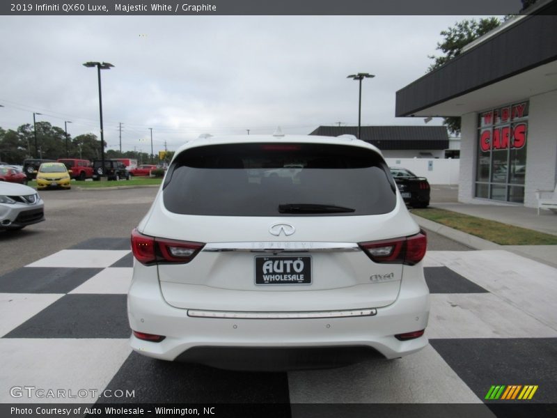 Majestic White / Graphite 2019 Infiniti QX60 Luxe