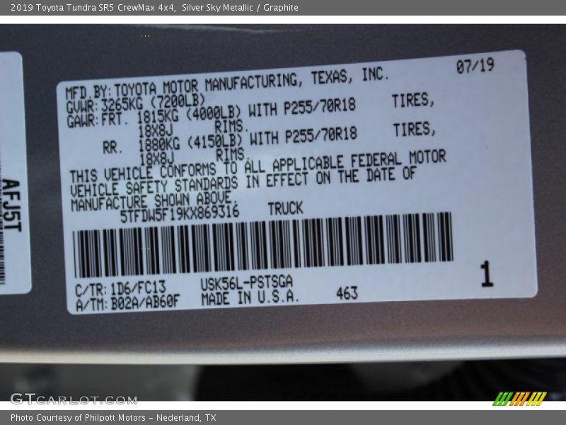 Silver Sky Metallic / Graphite 2019 Toyota Tundra SR5 CrewMax 4x4