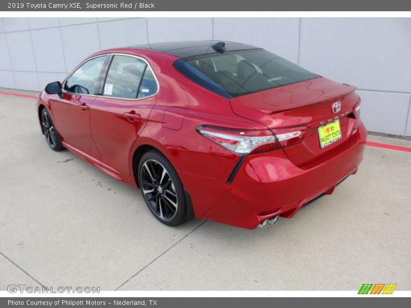 Supersonic Red / Black 2019 Toyota Camry XSE