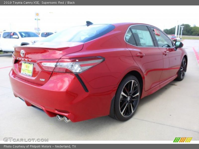 Supersonic Red / Black 2019 Toyota Camry XSE