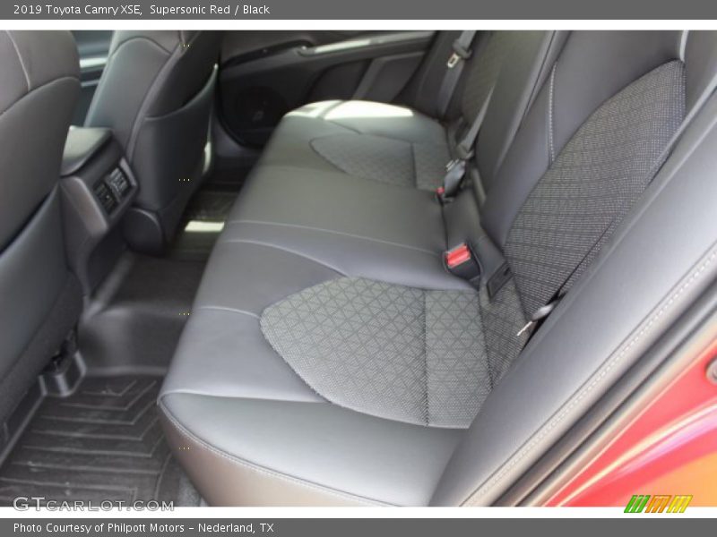 Supersonic Red / Black 2019 Toyota Camry XSE