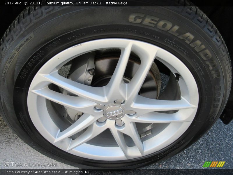 Brilliant Black / Pistachio Beige 2017 Audi Q5 2.0 TFSI Premium quattro