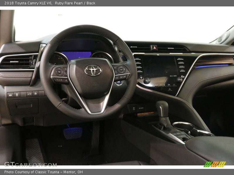 Ruby Flare Pearl / Black 2018 Toyota Camry XLE V6