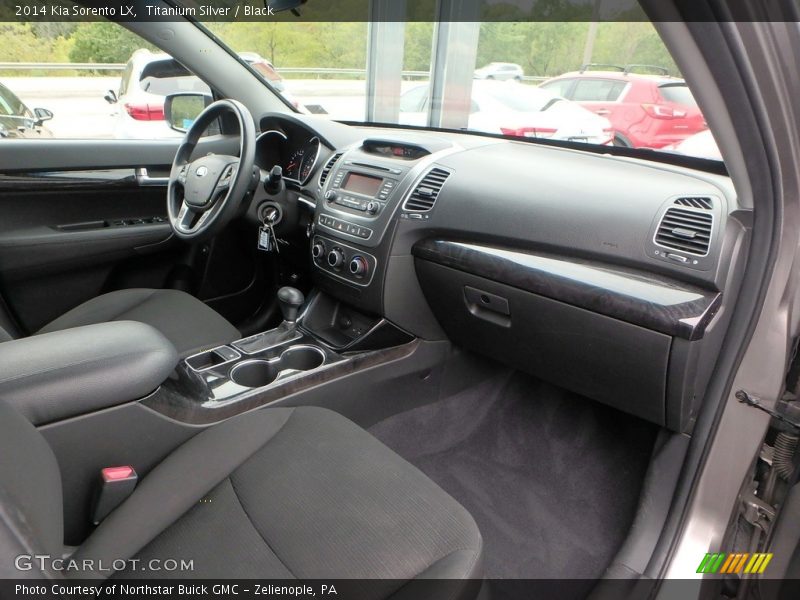 Titanium Silver / Black 2014 Kia Sorento LX