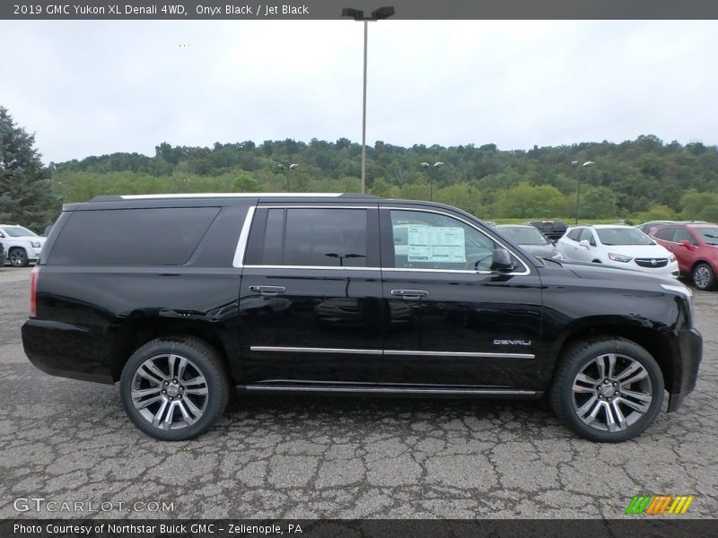 Onyx Black / Jet Black 2019 GMC Yukon XL Denali 4WD