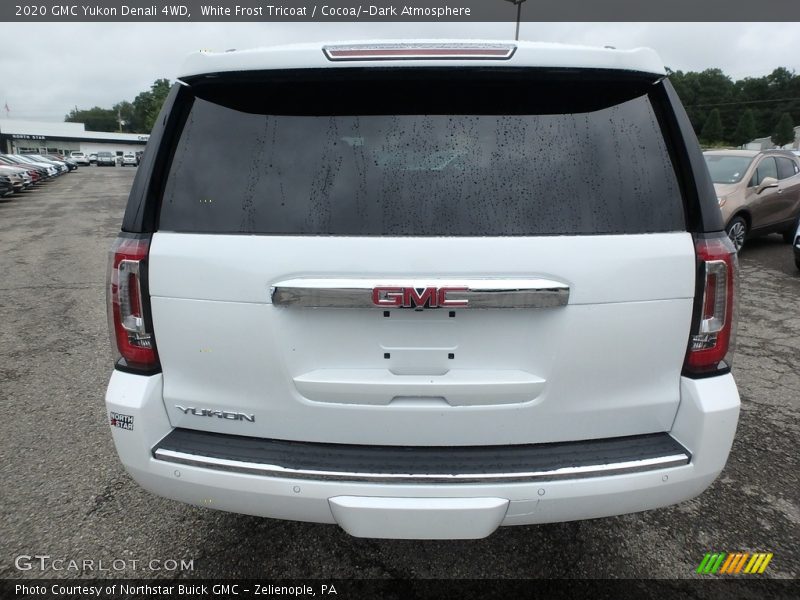 White Frost Tricoat / Cocoa/­Dark Atmosphere 2020 GMC Yukon Denali 4WD