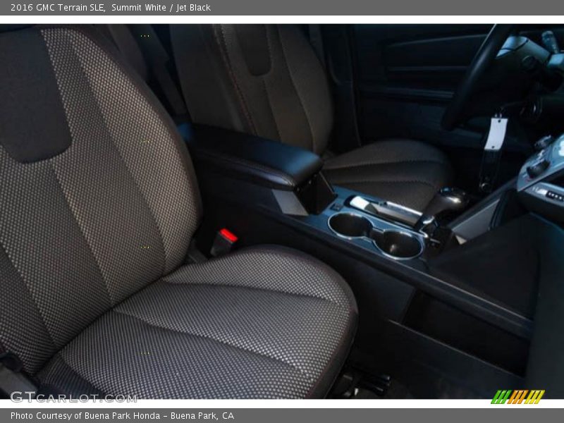 Summit White / Jet Black 2016 GMC Terrain SLE