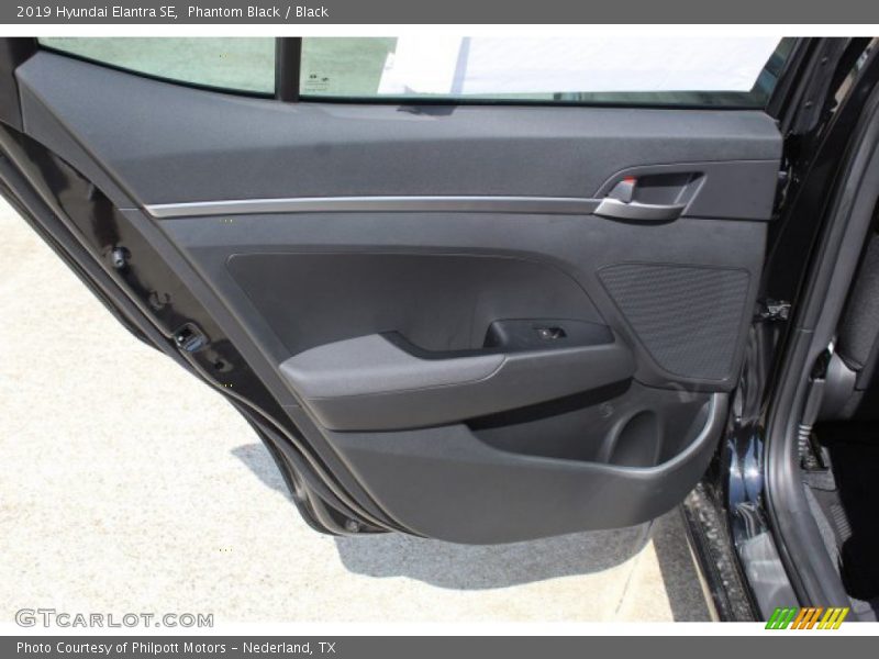 Phantom Black / Black 2019 Hyundai Elantra SE