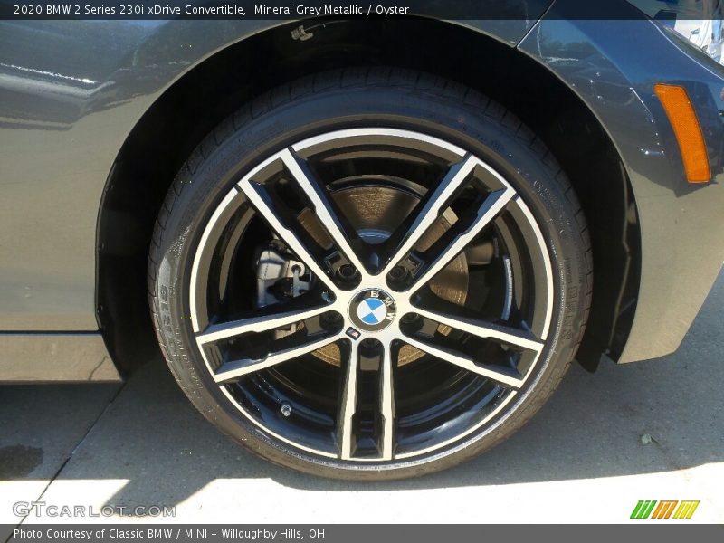  2020 2 Series 230i xDrive Convertible Wheel