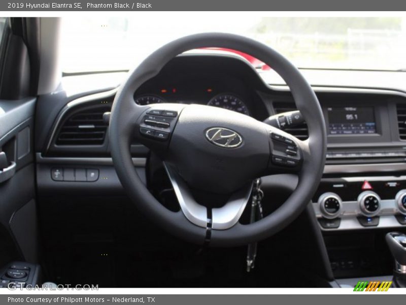 Phantom Black / Black 2019 Hyundai Elantra SE