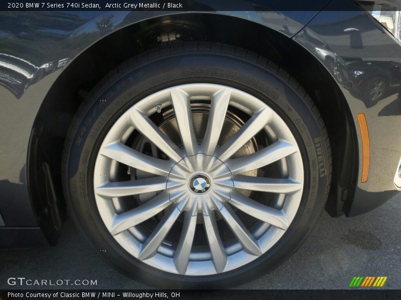 Arctic Grey Metallic / Black 2020 BMW 7 Series 740i Sedan