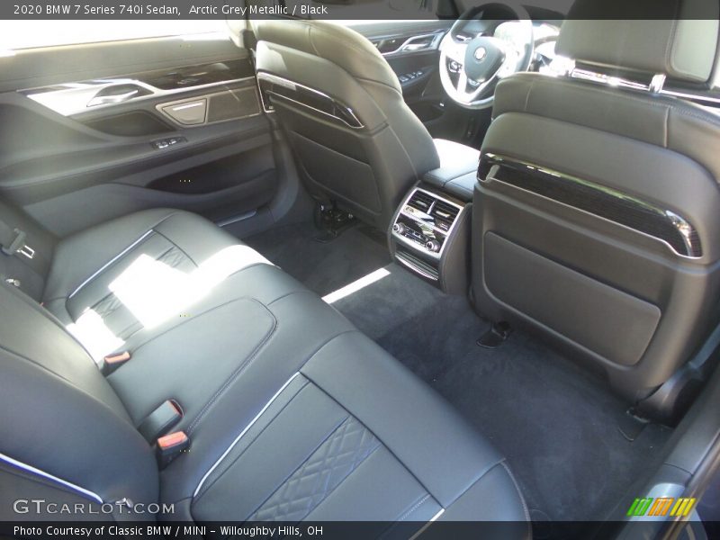 Arctic Grey Metallic / Black 2020 BMW 7 Series 740i Sedan