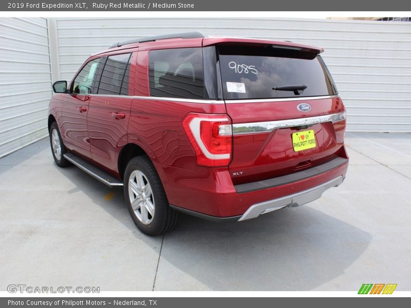 Ruby Red Metallic / Medium Stone 2019 Ford Expedition XLT