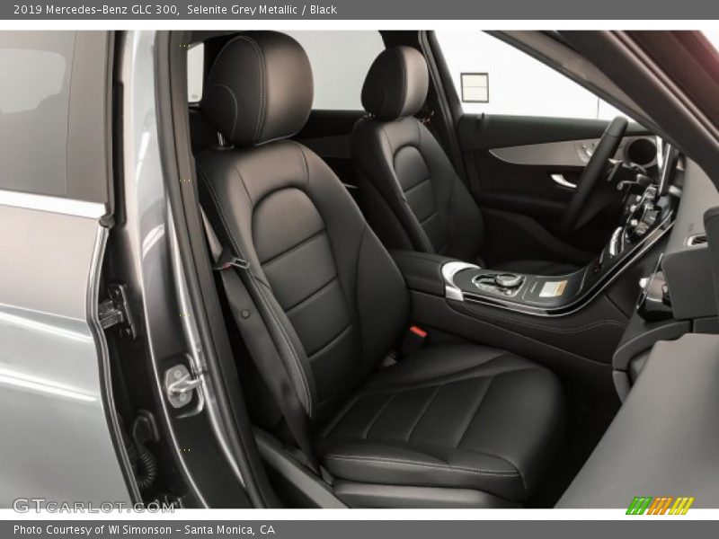 Selenite Grey Metallic / Black 2019 Mercedes-Benz GLC 300