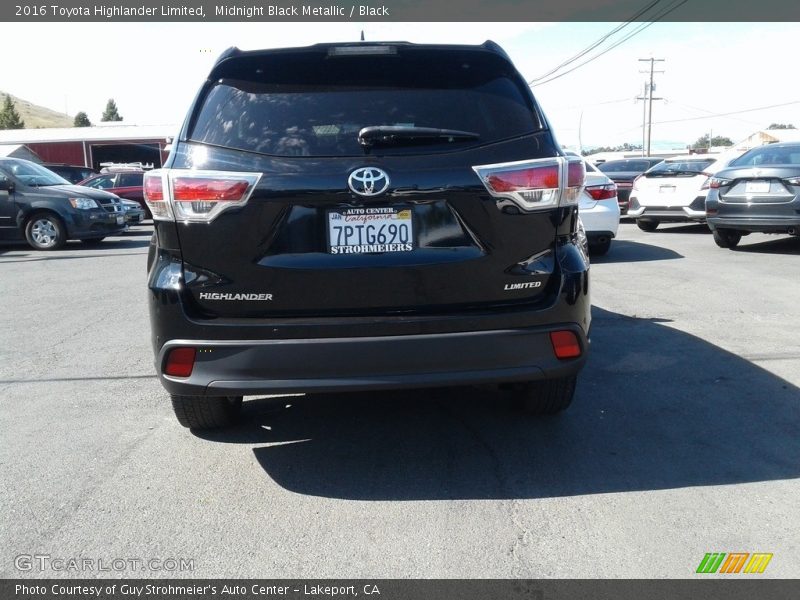 Midnight Black Metallic / Black 2016 Toyota Highlander Limited