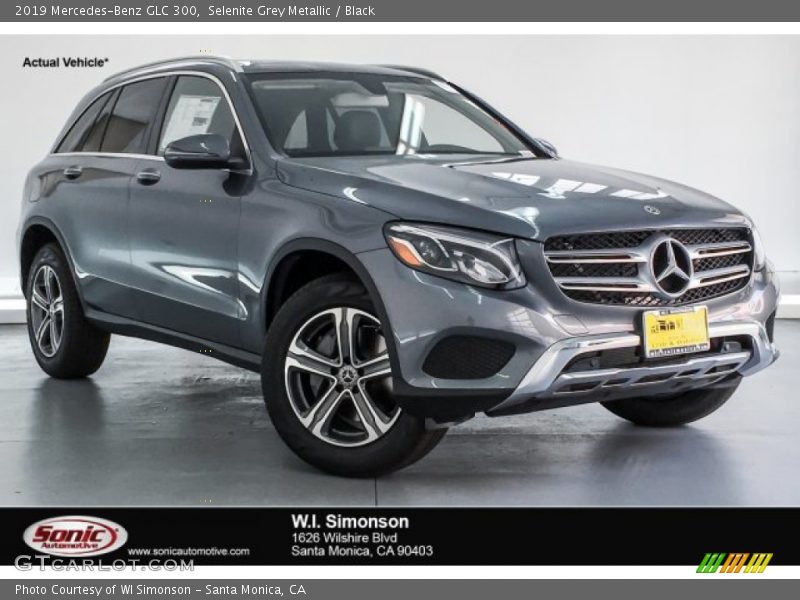 Selenite Grey Metallic / Black 2019 Mercedes-Benz GLC 300