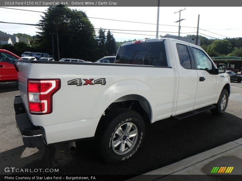 Oxford White / Earth Gray 2019 Ford F150 XLT SuperCab 4x4