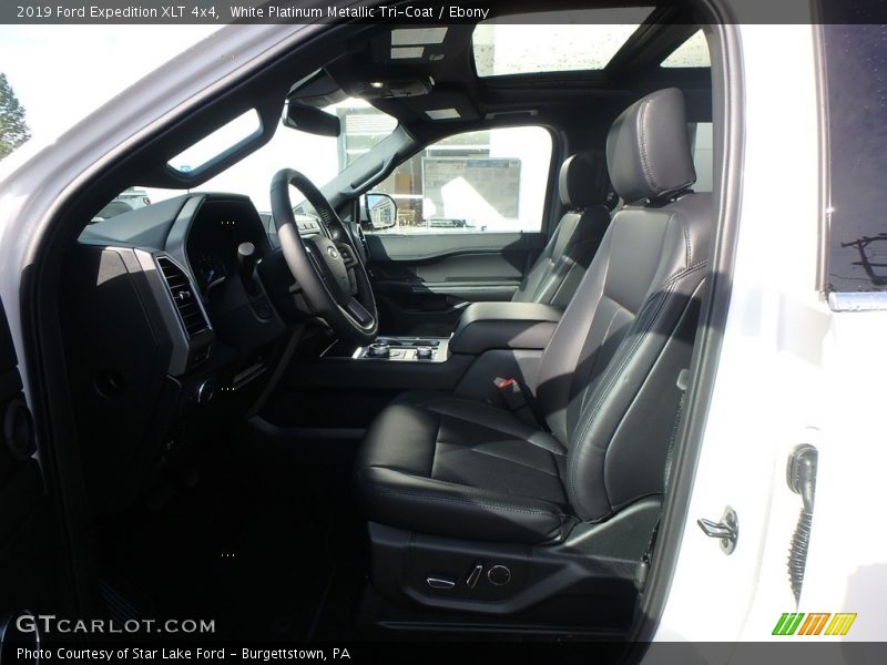 White Platinum Metallic Tri-Coat / Ebony 2019 Ford Expedition XLT 4x4