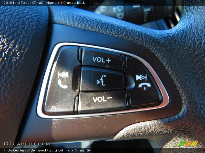 Magnetic / Charcoal Black 2018 Ford Escape SE 4WD