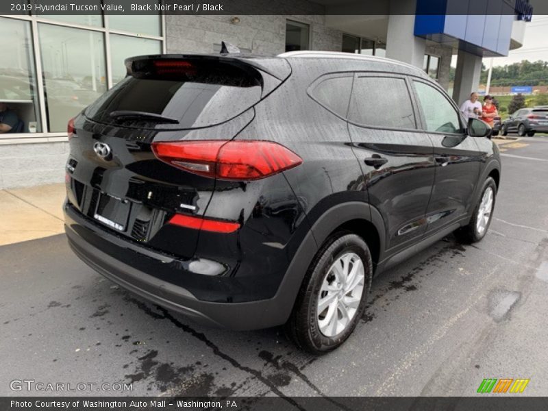 Black Noir Pearl / Black 2019 Hyundai Tucson Value