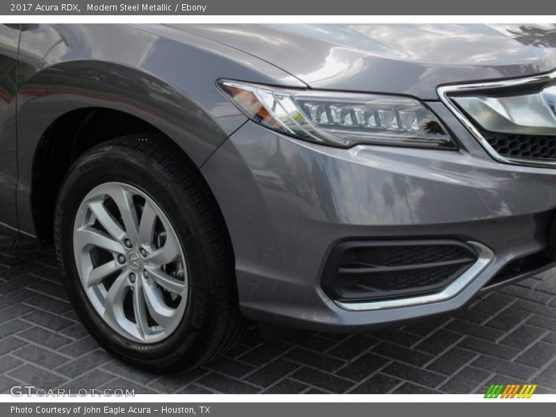 Modern Steel Metallic / Ebony 2017 Acura RDX