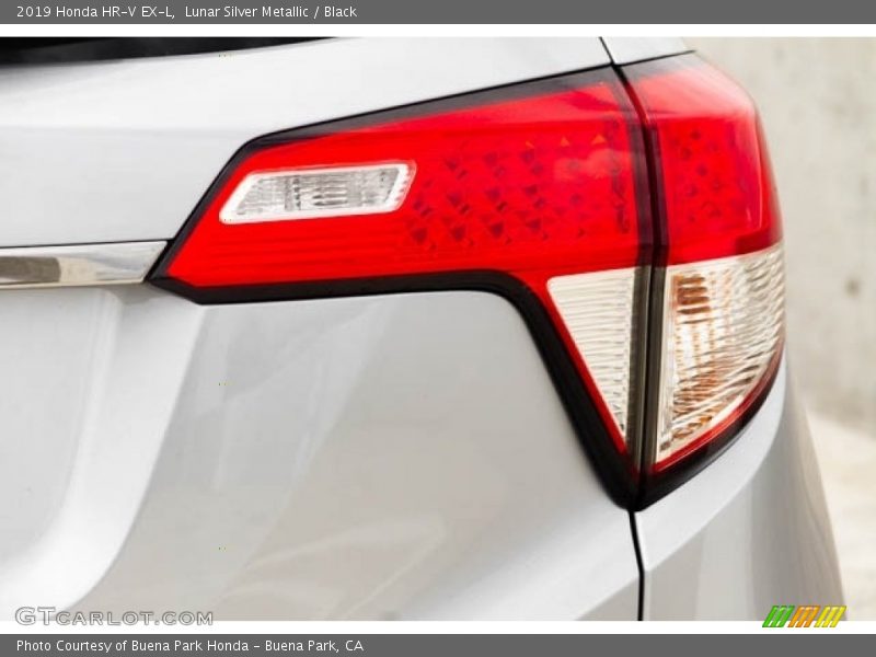 Lunar Silver Metallic / Black 2019 Honda HR-V EX-L