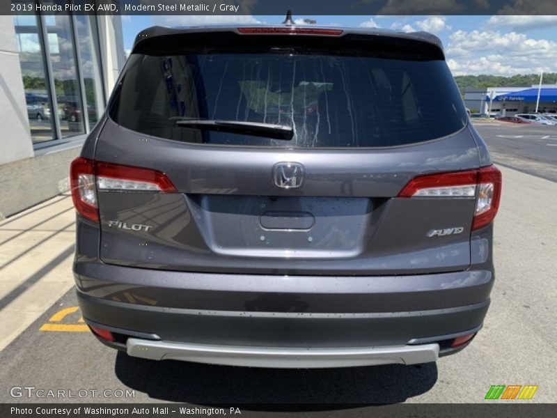 Modern Steel Metallic / Gray 2019 Honda Pilot EX AWD