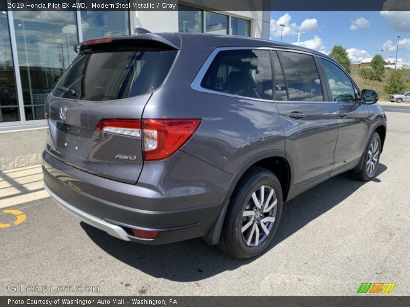 Modern Steel Metallic / Gray 2019 Honda Pilot EX AWD