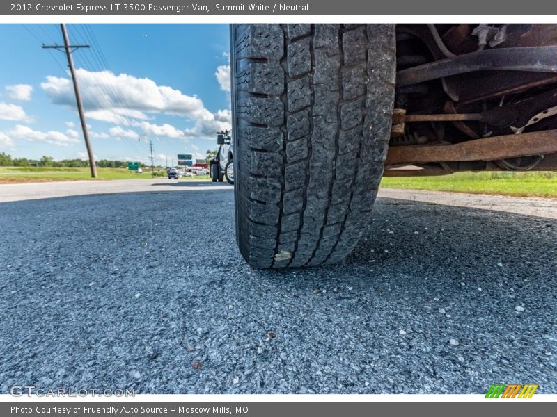 Summit White / Neutral 2012 Chevrolet Express LT 3500 Passenger Van