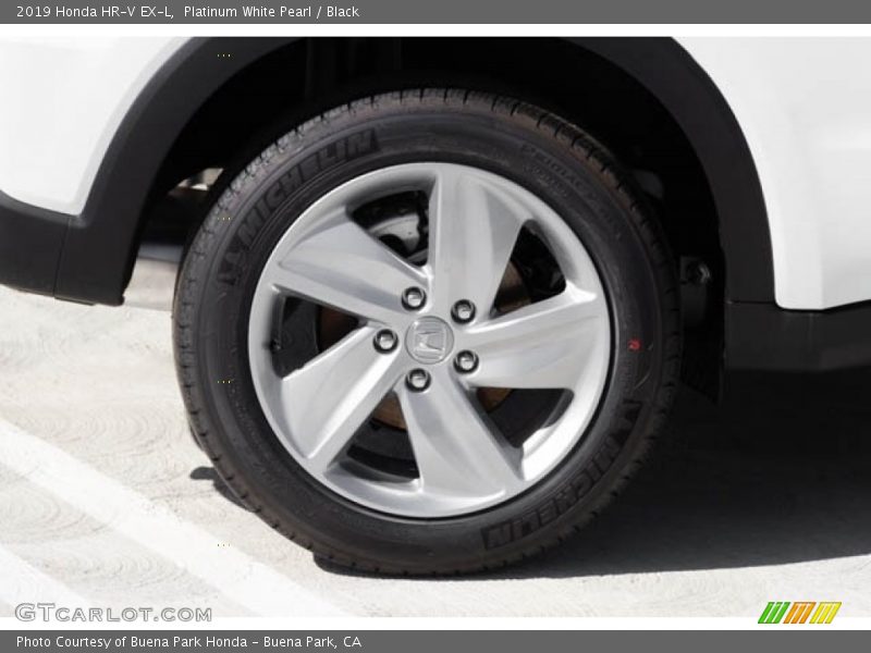 Platinum White Pearl / Black 2019 Honda HR-V EX-L