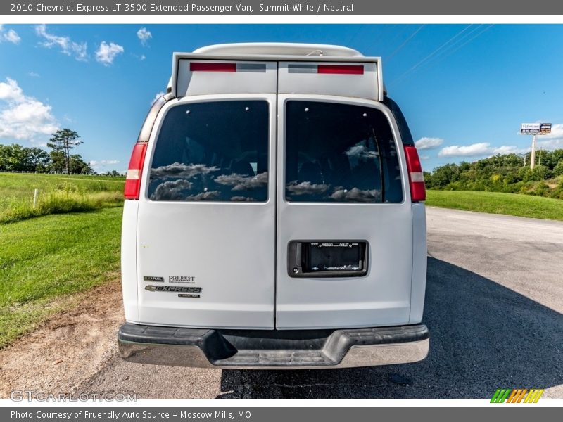 Summit White / Neutral 2010 Chevrolet Express LT 3500 Extended Passenger Van