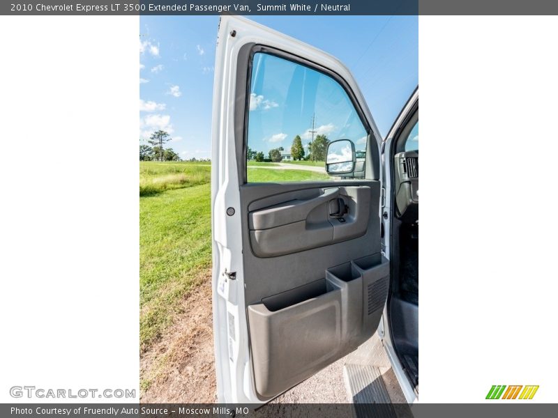 Summit White / Neutral 2010 Chevrolet Express LT 3500 Extended Passenger Van