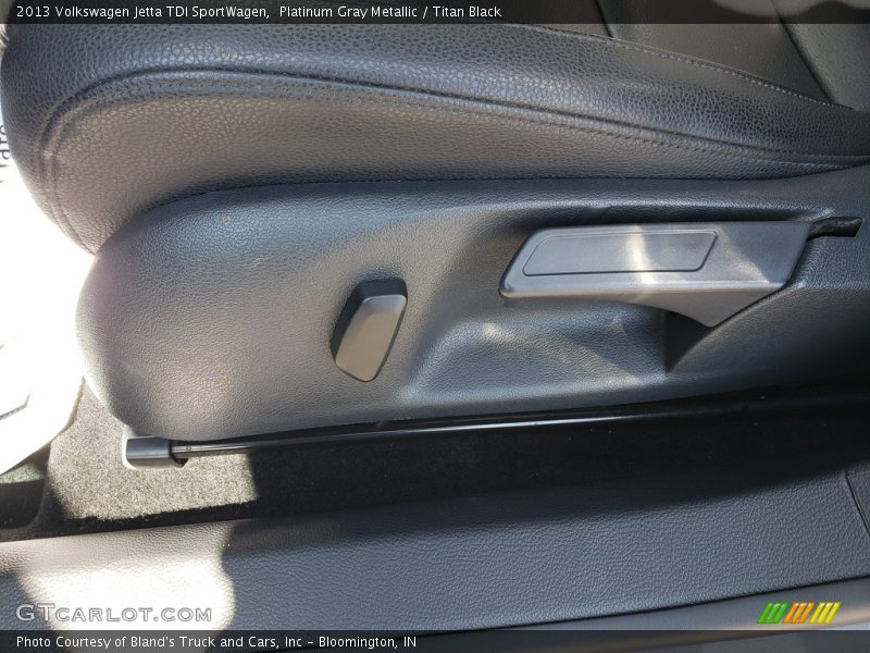 Platinum Gray Metallic / Titan Black 2013 Volkswagen Jetta TDI SportWagen