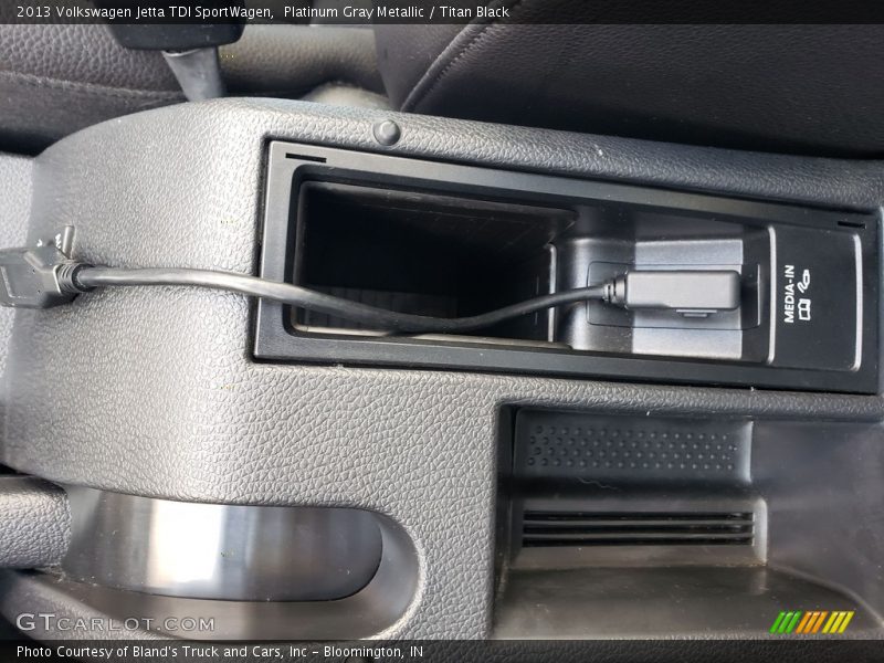 Platinum Gray Metallic / Titan Black 2013 Volkswagen Jetta TDI SportWagen