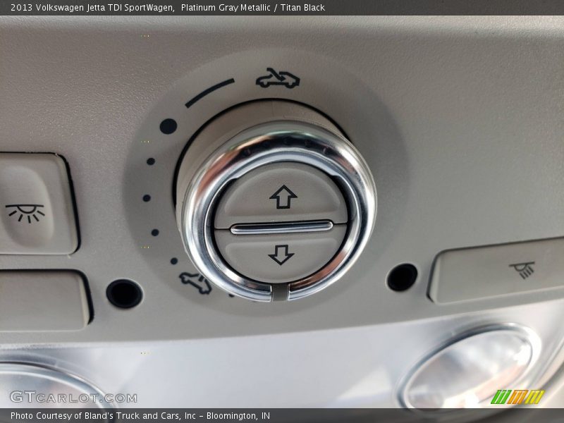 Platinum Gray Metallic / Titan Black 2013 Volkswagen Jetta TDI SportWagen