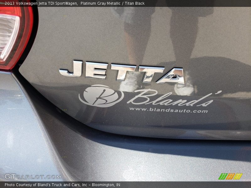 Platinum Gray Metallic / Titan Black 2013 Volkswagen Jetta TDI SportWagen