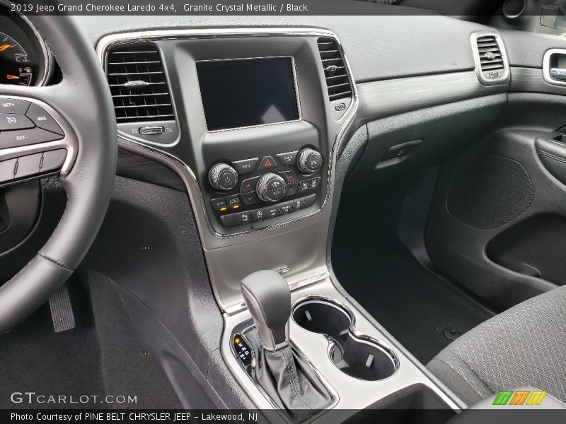 Granite Crystal Metallic / Black 2019 Jeep Grand Cherokee Laredo 4x4