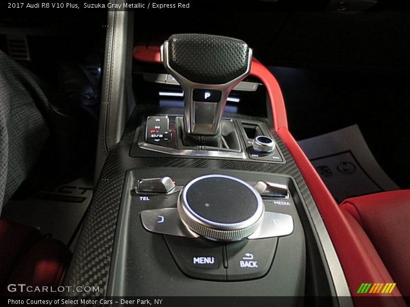  2017 R8 V10 Plus 7 Speed Dual-Clutch Automatic Shifter