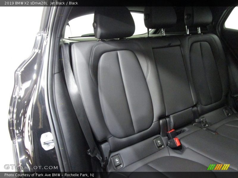 Jet Black / Black 2019 BMW X2 sDrive28i