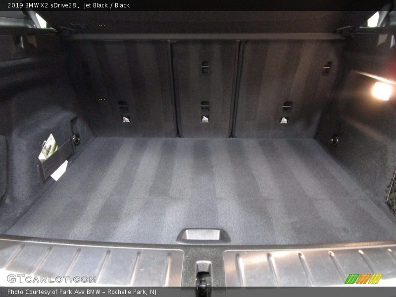 Jet Black / Black 2019 BMW X2 sDrive28i